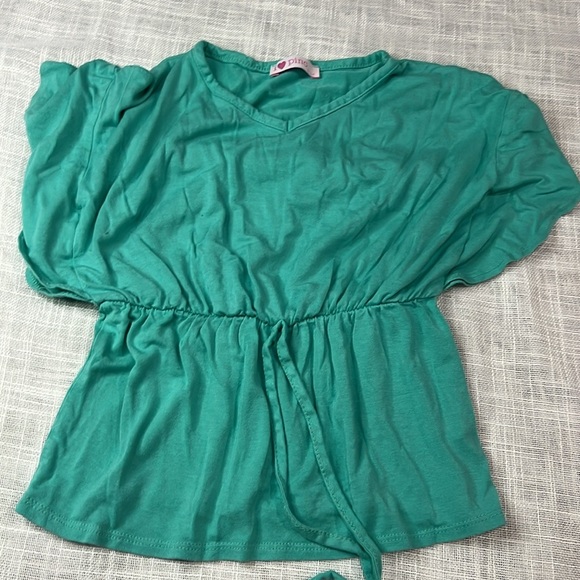 SET OF 3 GIRLS SUMMER CINCHED WAIST FLUTTER SLEEVE TOPS - Picture 2 of 9